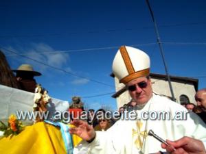 La Dicesis de Azul invita a la hora de Adoracin al Santsimo Sacramento convocada por el Papa Francisco para este domingo